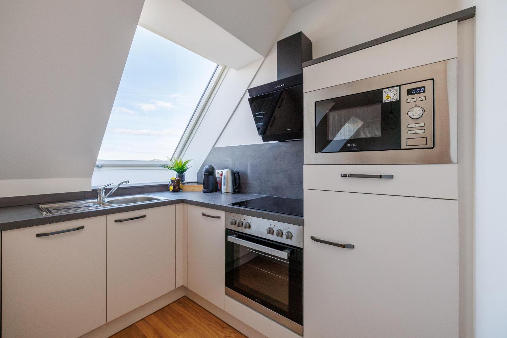 Symphony Apartments 38 - Modern Loft With Terrace And Grill In Central Location Wien Eksteriør billede