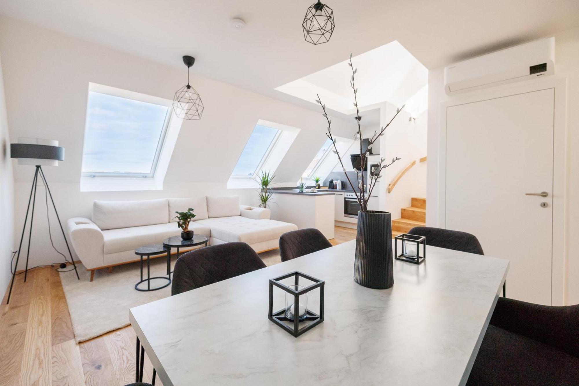 Symphony Apartments 38 - Modern Loft With Terrace And Grill In Central Location Wien Eksteriør billede