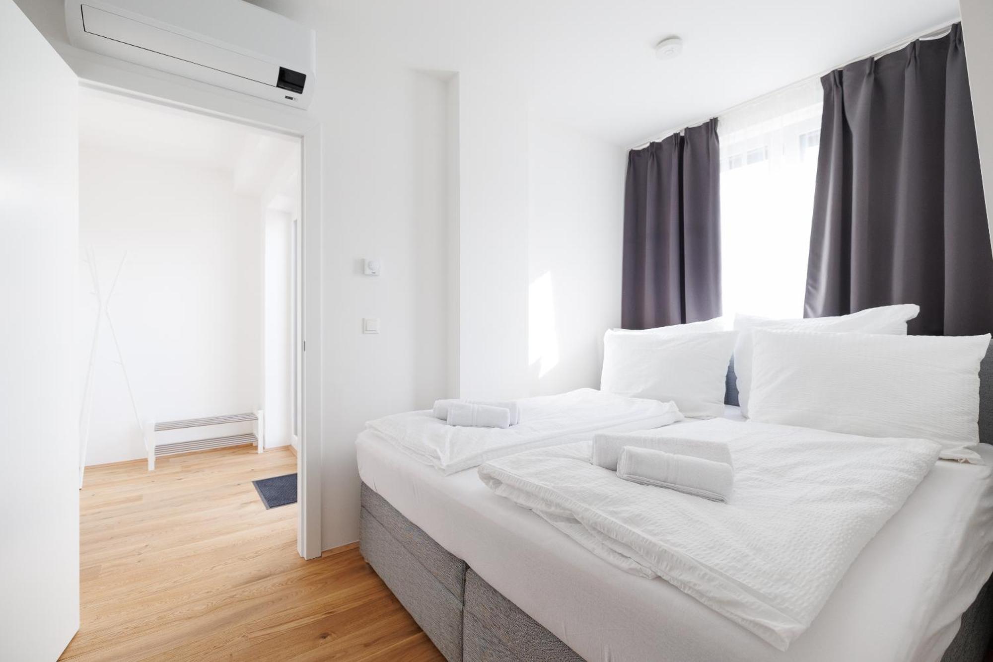 Symphony Apartments 38 - Modern Loft With Terrace And Grill In Central Location Wien Eksteriør billede